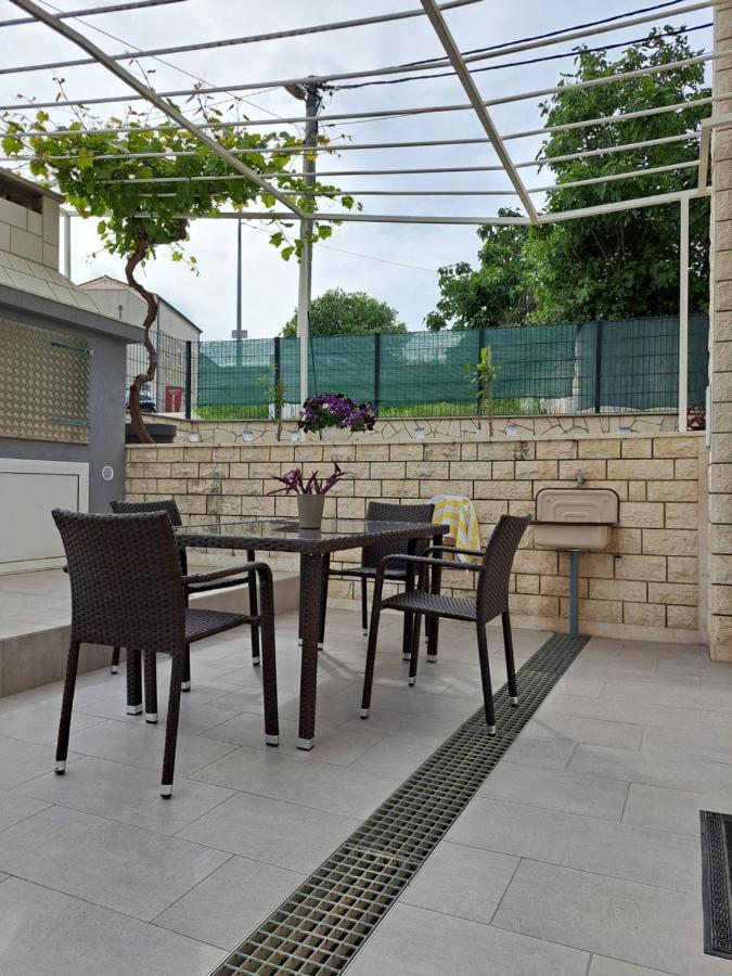 סולין Apartment Deni מראה חיצוני תמונה